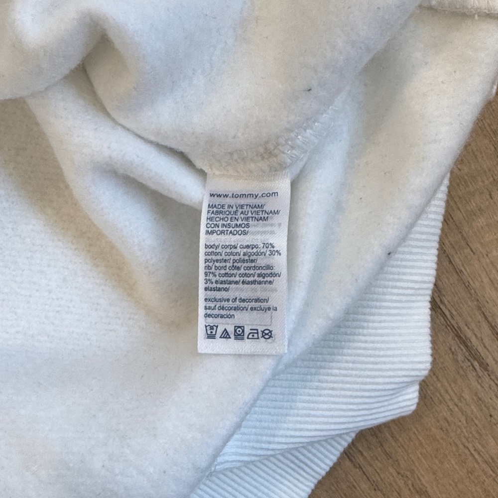 Tommy Hilfiger White Zip-Up Sweater with Red and Black Stripes - Picture 3 of 12